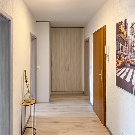 T&k Near Messe Fair Trade Duesseldorf Und Airport Eg 아파트 뒤스부르크