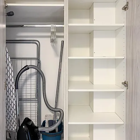 T&k Near Messe Fair Trade Duesseldorf Und Airport Eg 뒤스부르크