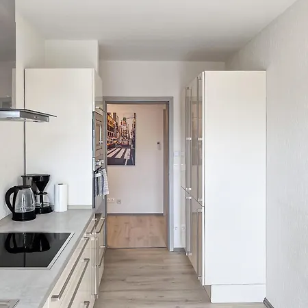 T&k Near Messe Fair Trade Duesseldorf Und Airport Eg 뒤스부르크