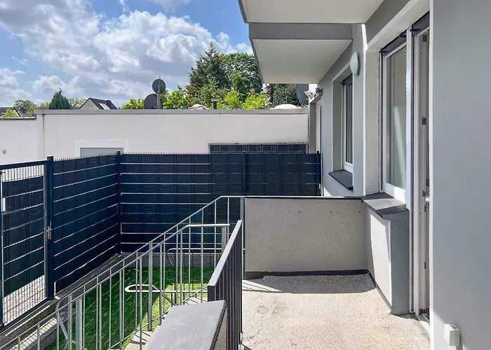 T&k Near Messe Fair Trade Duesseldorf Und Airport Eg